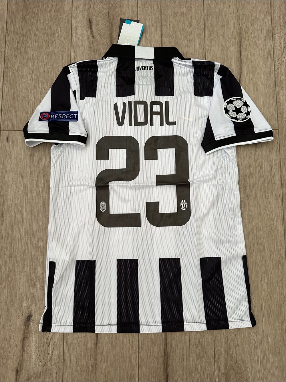 Juventus Arturo Vidal 2015 Final Black White Retro Soccer Jersey Men